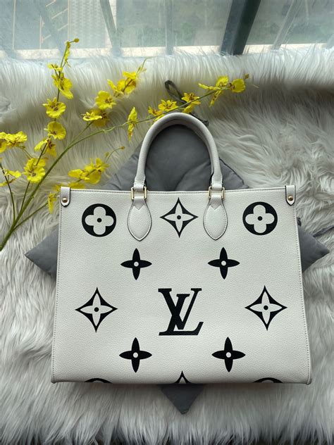 louis vuitton bags cream